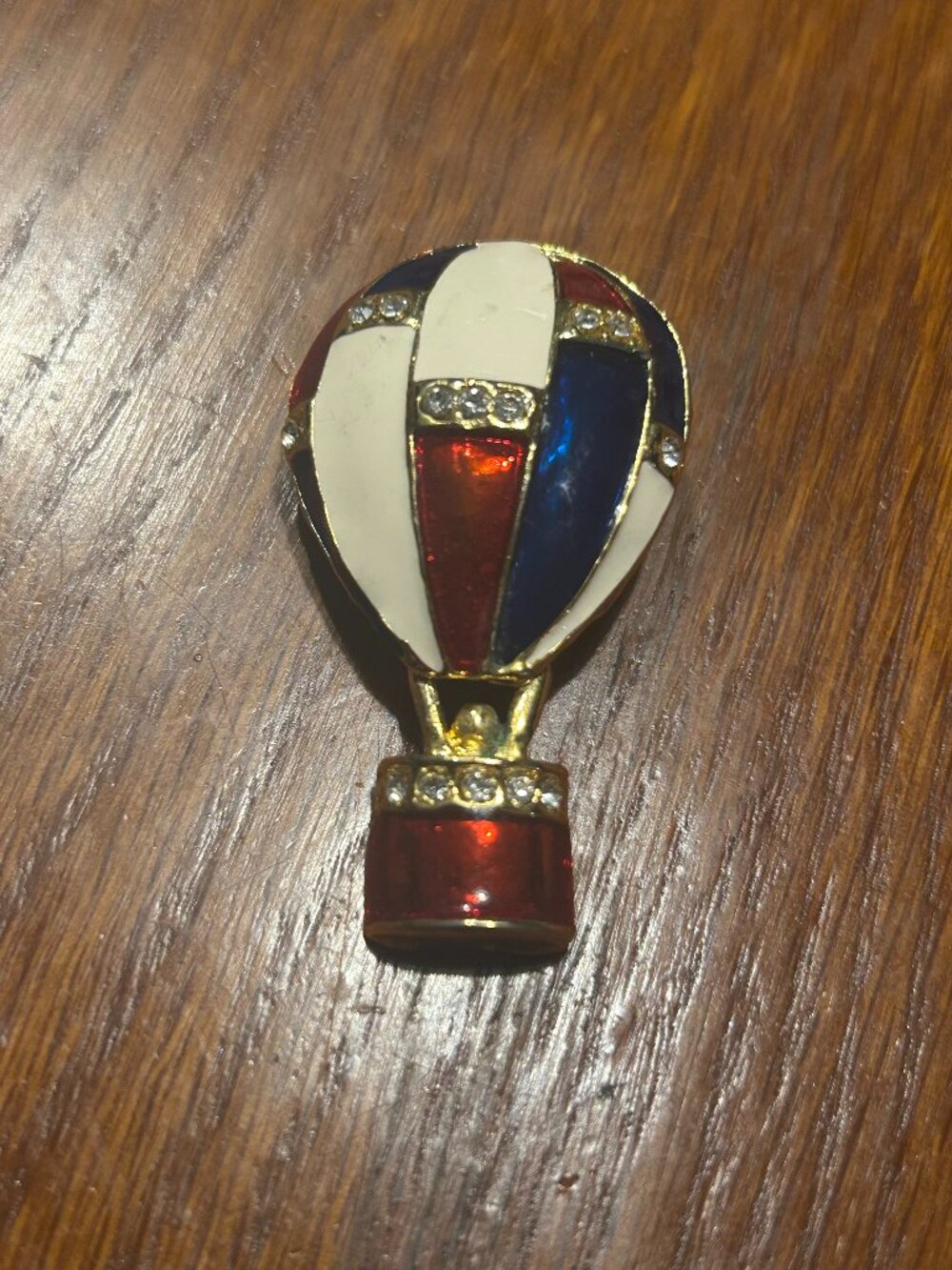 Vintage Gold Color Hot Air Balloon Pin